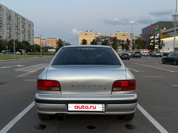 1995 Subaru Impreza I, серебристый - вид 4