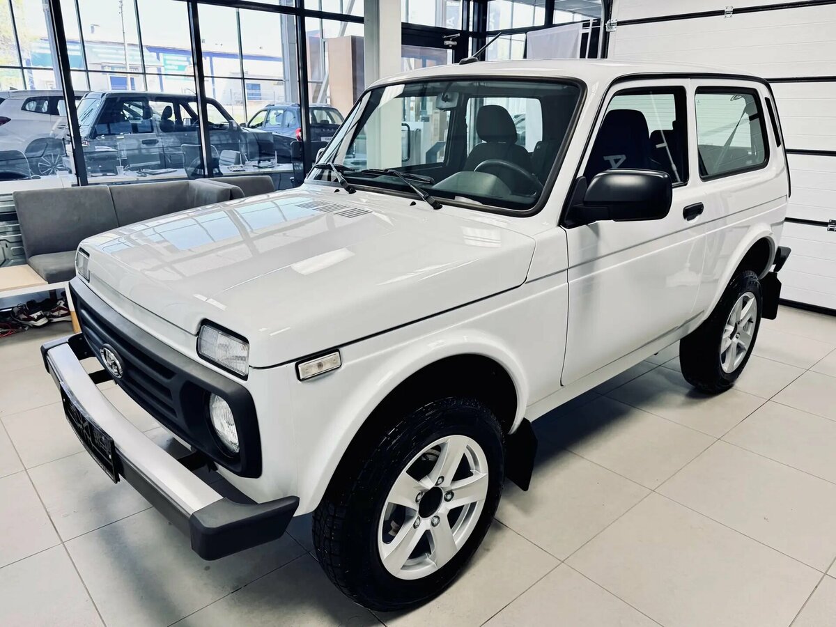 Открыть фотографии: Lada (ВАЗ) Niva Legend I