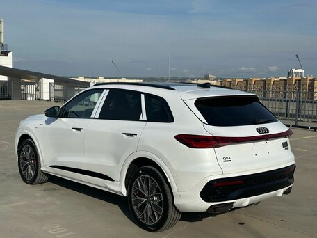 2026 Audi Q5 L III (GU), белый, 5940000 рублей, вид 3
