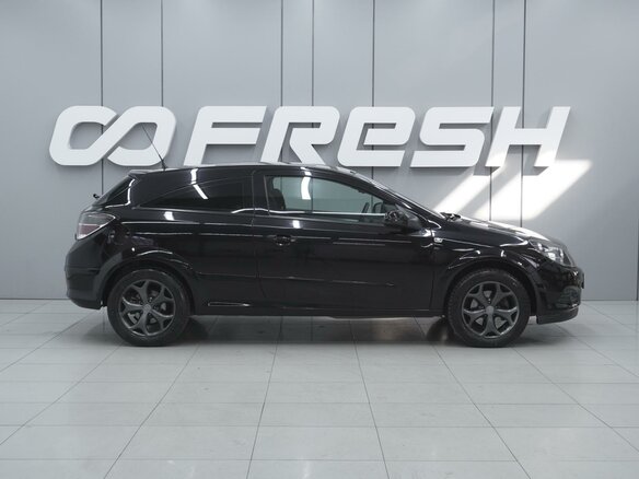 2008 Opel Astra GTC H Рестайлинг, чёрный, 580000 рублей - вид 4