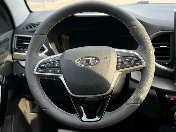 2026 Lada (ВАЗ) Vesta I Рестайлинг (NG), серебристый, 2035000 рублей - вид 16