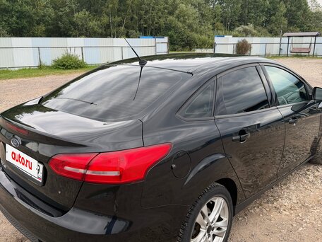 2016 Ford Focus III Рестайлинг, чёрный, 1100000 рублей, вид 3