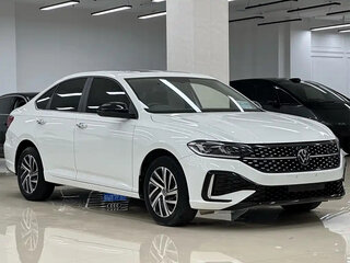 2023 Volkswagen Lavida III Рестайлинг, белый, 1363100 рублей, вид 3