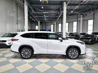 2026 Toyota Highlander IV (XU70), белый, 5200000 рублей, вид 4