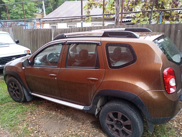 2013 Renault Duster I, коричневый, 800000 рублей - вид 3