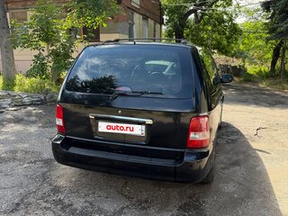 2005 Kia Carnival I Рестайлинг, чёрный, 530000 рублей, вид 2