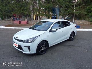 2020 Kia Rio IV, белый, 1150000 рублей, вид 1