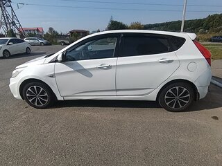 2013 Hyundai Solaris I, белый, 500000 рублей, вид 4