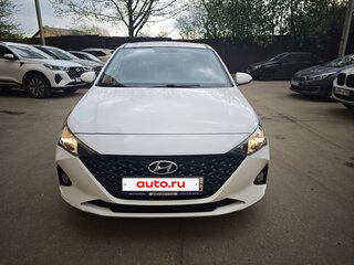 2022 Hyundai Solaris II Рестайлинг, белый, 1620000 рублей, вид 2