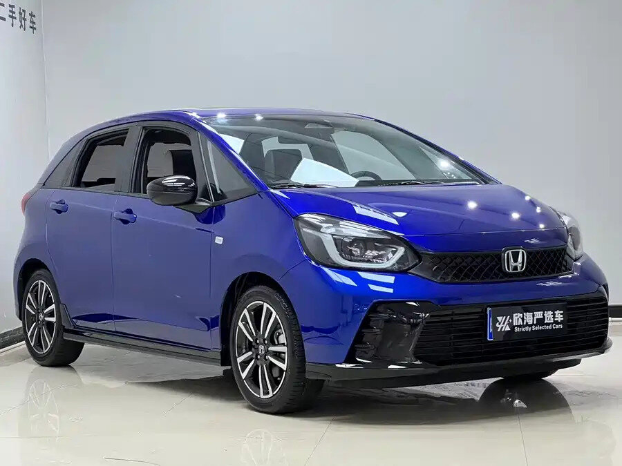 Открыть фотографии: Honda Fit IV