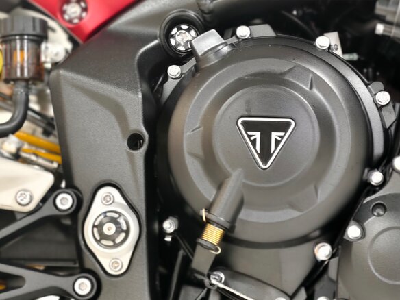 2026 Triumph Street Triple, серый, 1580000 рублей - вид 21