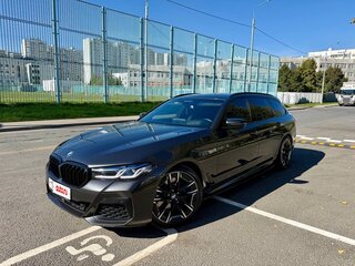 2020 BMW 5 серии 530d xDrive VII (G30/G31/G38) Рестайлинг, серый, 5950000 рублей, вид 2