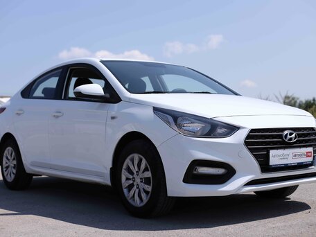 2019 Hyundai Solaris II, белый, 1144000 рублей, вид 3