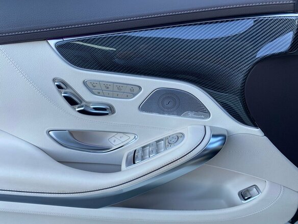 2020 Mercedes-Benz S-Класс 560 VI (W222, C217) Рестайлинг, белый, 17500000 рублей - вид 31