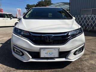 2019 Honda Fit III Рестайлинг, белый, 890217 рублей, вид 2