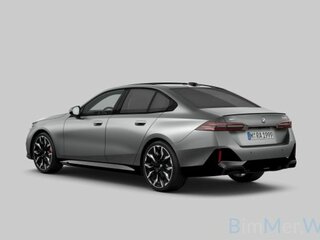 2026 BMW 5 серии 540d xDrive VIII (G60/G61/G68), серый, 14190000 рублей, вид 2