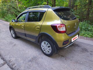 2017 Renault Sandero Stepway II, зелёный, 860000 рублей, вид 5