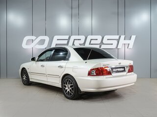 2004 Kia Magentis I Рестайлинг, белый, 394000 рублей, вид 2