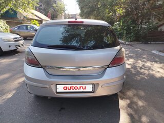 2008 Opel Astra H Рестайлинг, серебристый, 420000 рублей, вид 5