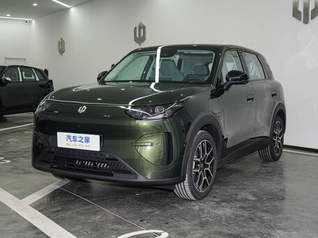 2026 Leapmotor A10 53 kWh, зелёный, 2090000 рублей, вид 1