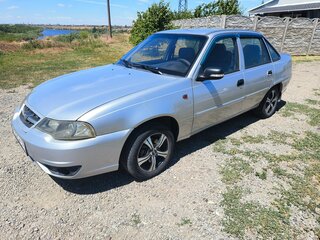2012 Daewoo Nexia I Рестайлинг, серебристый, 220000 рублей, вид 1