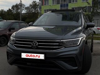 2021 Volkswagen Tiguan II Рестайлинг, серый, 3000000 рублей, вид 1