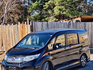 2016 Honda Stepwgn Spada V, чёрный, 1850000 рублей, вид 1