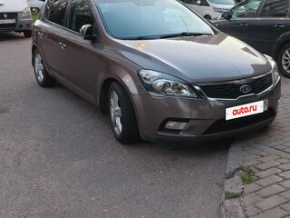 2011 Kia Ceed I Рестайлинг, бежевый, 750000 рублей, вид 2
