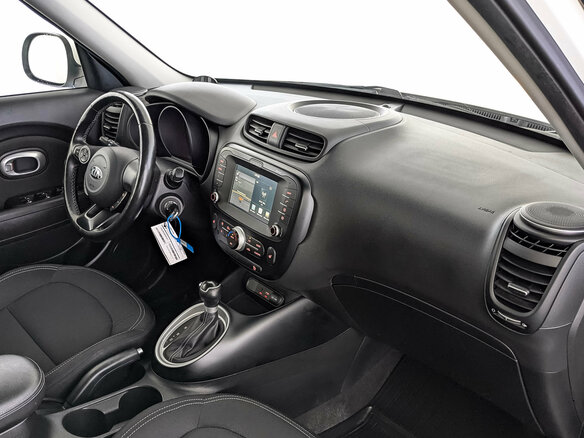 2019 Kia Soul II Рестайлинг, белый - вид 12