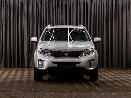 2014 Kia Sorento II Рестайлинг, серебристый, 1465000 рублей, вид 2