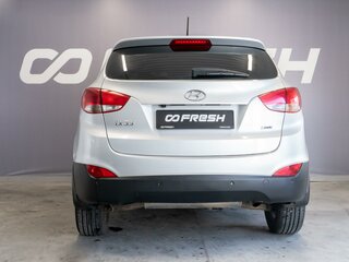 2014 Hyundai ix35 I Рестайлинг, серебристый, 1550000 рублей, вид 4