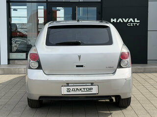 2008 Pontiac Vibe II, серебристый, 350000 рублей, вид 5