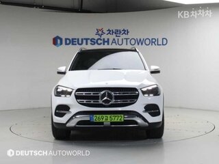 2026 Mercedes-Benz GLE 300 d II (V167) Рестайлинг, белый, 9900000 рублей, вид 4