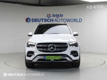 2026 Mercedes-Benz GLE 300 d II (V167) Рестайлинг, белый, 9900000 рублей, вид 4