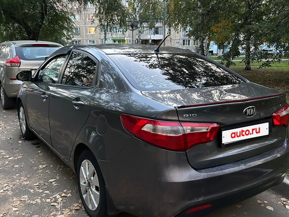 2014 Kia Rio III, серебристый, 450000 рублей - вид 5