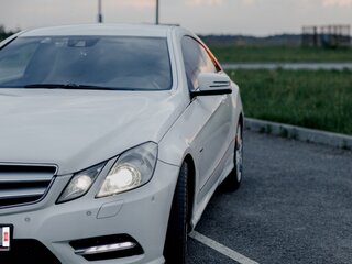 2012 Mercedes-Benz E-Класс 200 7G-Tronic IV (W212, S212, C207), белый, 1399000 рублей, вид 2