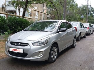 2012 Hyundai Solaris I, серебристый, 850000 рублей, вид 1