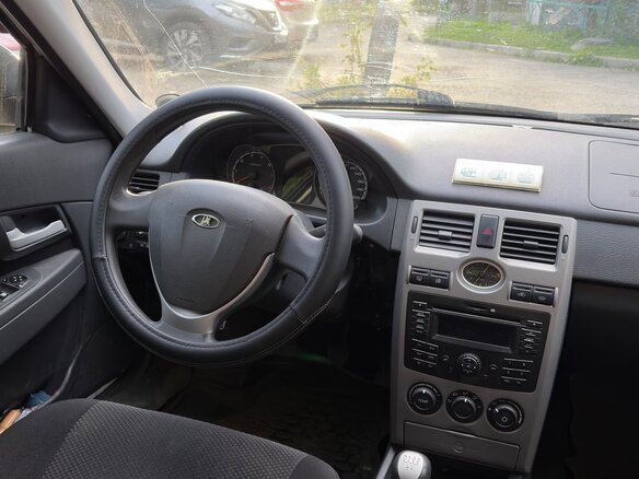 2012 Lada (ВАЗ) Priora I, белый, 330000 рублей - вид 4