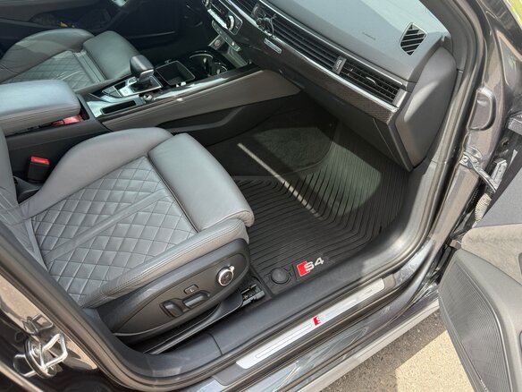 2020 Audi S4 V (B9) Рестайлинг, серый, 5150000 рублей - вид 27
