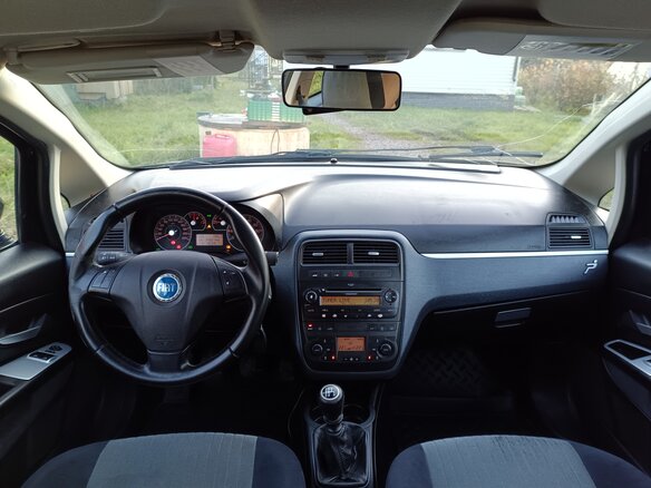 2007 Fiat Punto III Grande Punto, чёрный, 255000 рублей - вид 9