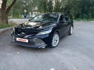 2018 Toyota Camry VIII (XV70), чёрный, 2200000 рублей, вид 2
