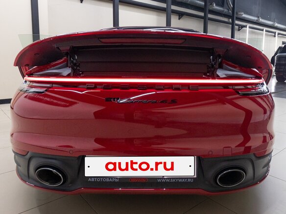 2022 Porsche 911 Carrera 4S VIII (992), красный, 11500000 рублей - вид 8