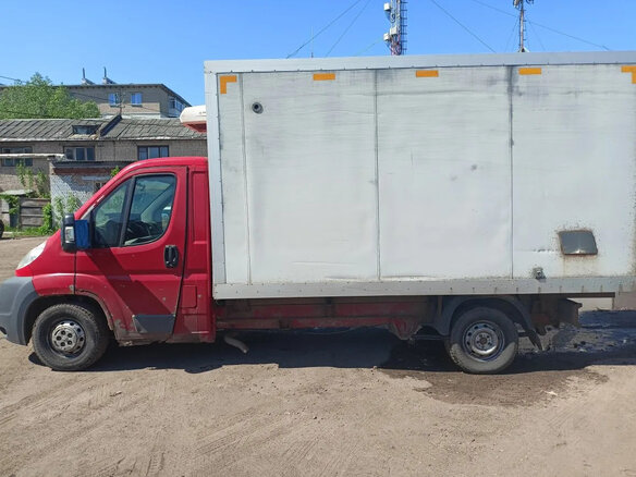 2011 Peugeot Boxer, пурпурный, 1100000 рублей - вид 15