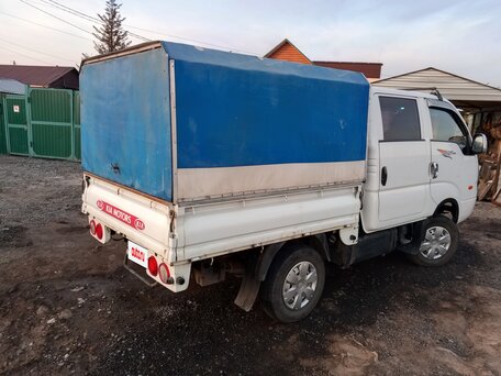 2011 Kia Bongo, белый, 1380000 рублей, вид 4