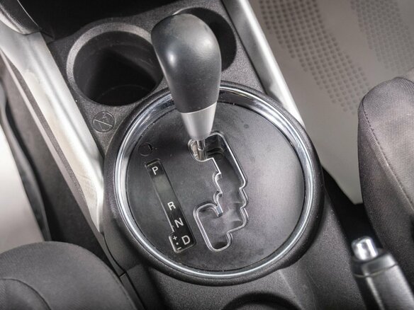 2013 Mitsubishi ASX I Рестайлинг, серебристый, 1099000 рублей - вид 13