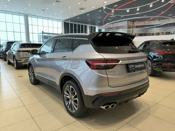 2020 Geely Coolray I, серебристый, 1630000 рублей - вид 6