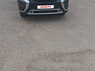 2019 Mitsubishi Outlander III Рестайлинг 3, серый, 1690000 рублей, вид 1