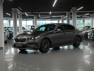 2023 BMW 5 серии 530i xDrive VIII (G60/G61/G68), серый, 6900000 рублей, вид 1