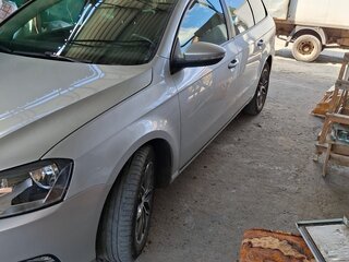 2011 Volkswagen Passat B7, серебристый, 950000 рублей, вид 2