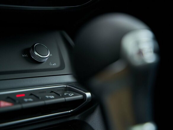 2025 Audi Q3 45 TFSI II (F3), серый, 4749900 рублей - вид 23